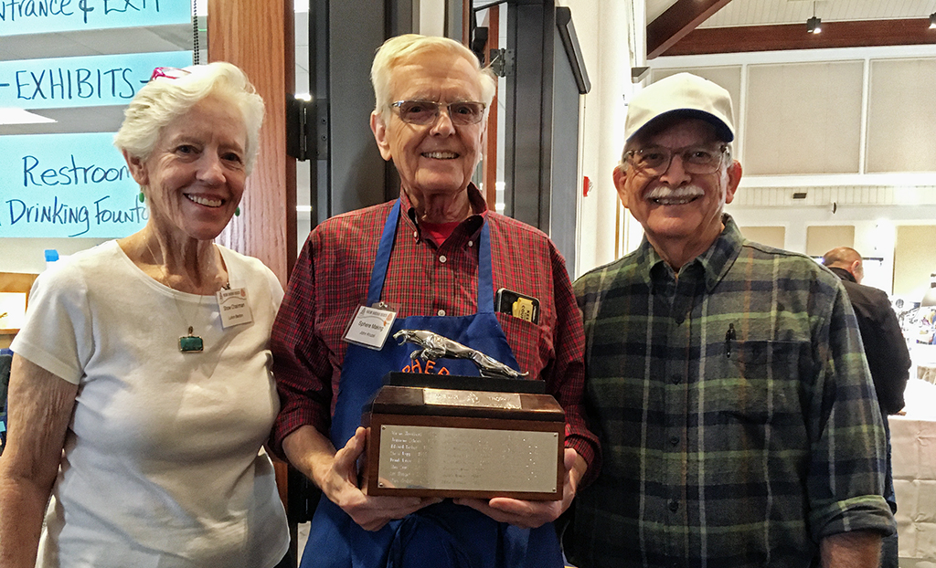 LuAnn Benton and Dave Smith with 2023 Gem Diego Jaguar Trophy winner John Kruzel